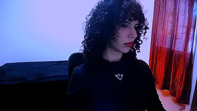 Snapshot of Nyxxei chatting on April 27, 2026, 9:24 pm Nyxxei online show from April 27, 2026, 9:24 pm