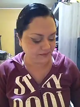 Snapshot of Darklilithrose1_ chatting on May 4, 2026, 5:09 pm Darklilithrose1 online show from May 4, 2026, 5:09 pm