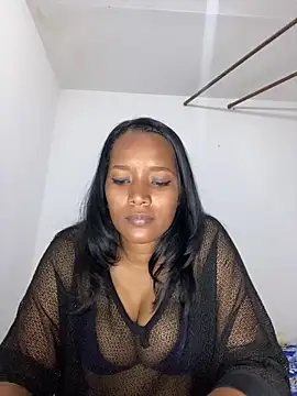 Snapshot of Stefany_03_ chatting on May 15, 2026, 9:22 pm Stefany 03 online show from May 15, 2026, 9:22 pm