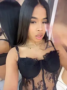 EmmaExoticaXXX online show from May 13, 2026, 9:44 pm