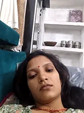 Snapshot of SS_sanjna chatting on May 31, 2026, 3:47 am SS sanjna online show from May 31, 2026, 3:47 am