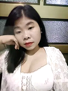 Ayti01 online show from May 5, 2026, 5:37 am