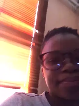 Hotboobs27 online show from May 14, 2026, 7:59 am