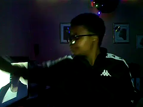 Hotboobs27 online show from June 16, 2026, 7:49 pm