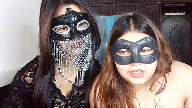 Snapshot of Noor_Sahiba_ chatting on May 6, 2026, 11:04 am Noor Sahiba online show from May 6, 2026, 11:04 am
