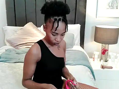 Snapshot of Miss-Erotic-Narcotic chatting on May 14, 2026, 9:49 am Miss-Erotic-Narcotic online show from May 14, 2026, 9:49 am