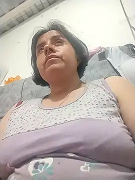  Madison queen  online show from May 14, 2026, 1:01 am