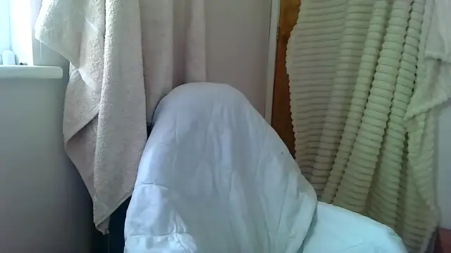 Snapshot of maskedilf chatting on May 22, 2026, 7:08 pm maskedilf online show from May 22, 2026, 7:08 pm