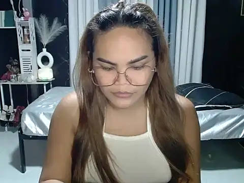 Snapshot of Kendallfoxx chatting on June 19, 2026, 10:08 am Kendallfoxx online show from June 19, 2026, 10:08 am