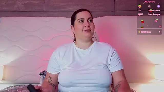 Snapshot of RachelCarlton chatting on June 22, 2026, 11:51 am RachelCarlton online show from June 22, 2026, 11:51 am