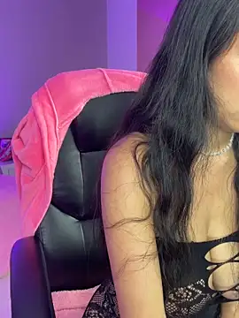 Snapshot of SecretBliss_Eup chatting on May 13, 2026, 3:37 am SecretBliss Eup online show from May 13, 2026, 3:37 am