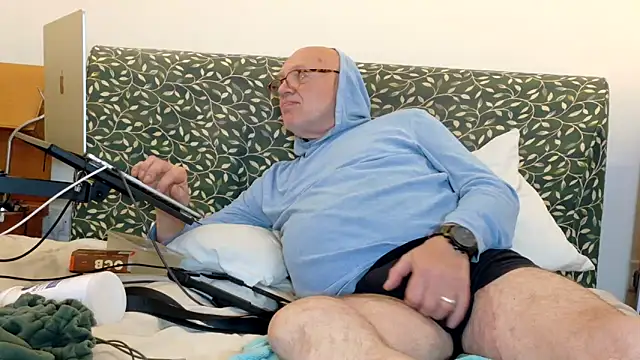 KinkCentral online show from May 12, 2026, 8:39 pm