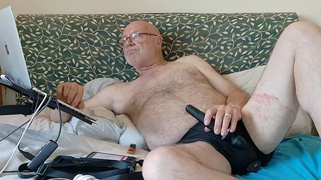 KinkCentral online show from June 24, 2026, 7:35 pm