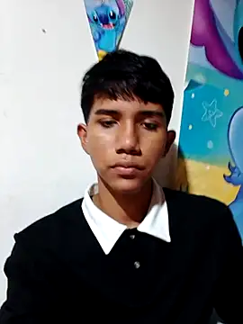 Snapshot of KevCokk chatting on May 18, 2026, 11:43 pm KevCokk online show from May 18, 2026, 11:43 pm