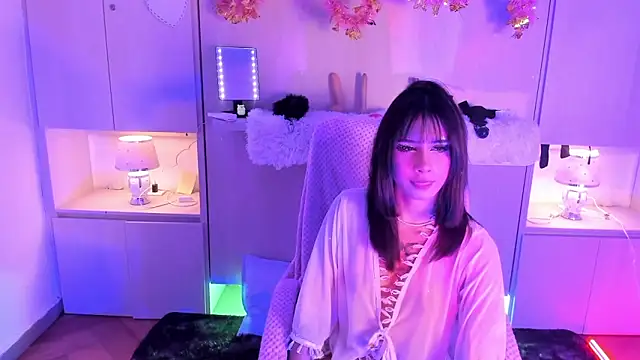 Snapshot of TomieDark_ chatting on April 29, 2026, 8:15 pm TomieDark online show from April 29, 2026, 8:15 pm