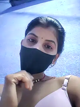 Snapshot of RUHI_1143 chatting on May 30, 2026, 6:49 pm RUHI 1143 online show from May 30, 2026, 6:49 pm