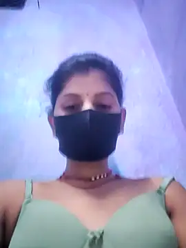 Snapshot of RUHI_1143 chatting on May 31, 2026, 6:09 pm RUHI 1143 online show from May 31, 2026, 6:09 pm