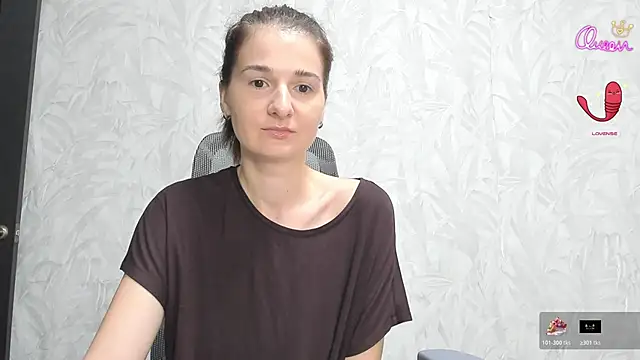 KetrinaEll online show from May 29, 2026, 4:32 am