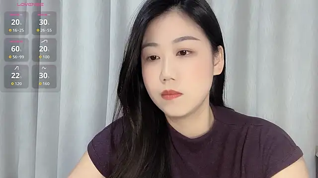 Snapshot of F-Yuwei chatting on April 29, 2026, 12:31 pm F-Yuwei online show from April 29, 2026, 12:31 pm
