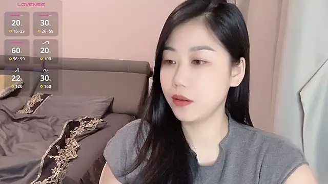 Snapshot of F-Yuwei chatting on May 30, 2026, 1:19 pm F-Yuwei online show from May 30, 2026, 1:19 pm