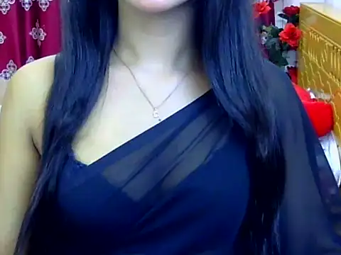 Alina Nur online show from July 23, 2026, 8:29 pm