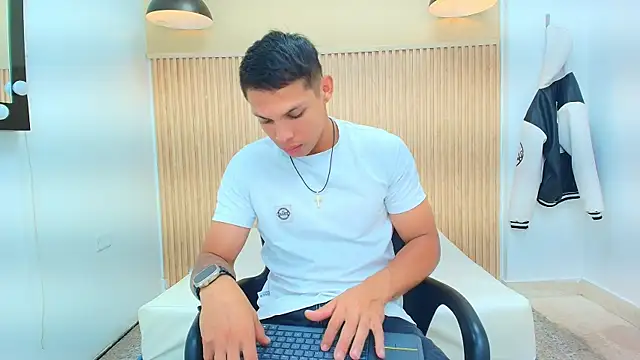 Brandon Mercuri online show from July 4, 2026, 12:33 pm