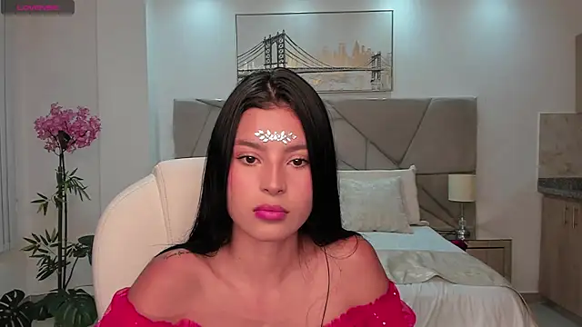 amber willow online show from May 7, 2026, 3:34 am