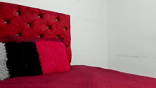 ThiagoSexy005 online show from May 7, 2026, 12:16 am
