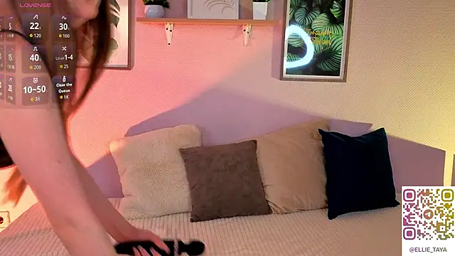 Secret Materiaiz online show from May 22, 2026, 8:14 pm
