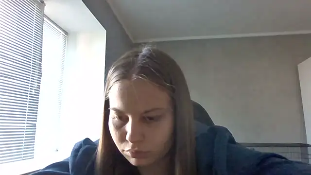 Snapshot of _Linsyy_ee_ chatting on May 3, 2026, 2:01 pm Linsyy ee online show from May 3, 2026, 2:01 pm