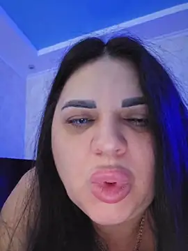 -CUTE-EVVIL- online show from April 26, 2026, 7:44 pm