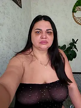 -CUTE-EVVIL- online show from April 29, 2026, 5:44 am