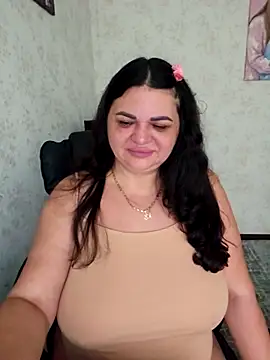 -CUTE-EVVIL- online show from May 12, 2026, 4:42 am