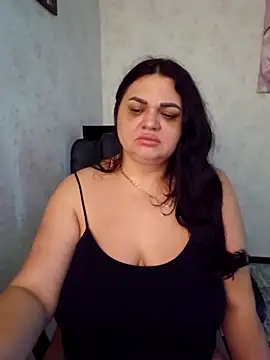 -CUTE-EVVIL- online show from May 20, 2026, 7:09 pm
