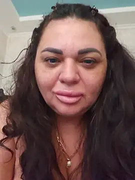 -CUTE-EVVIL- online show from July 7, 2026, 6:47 am