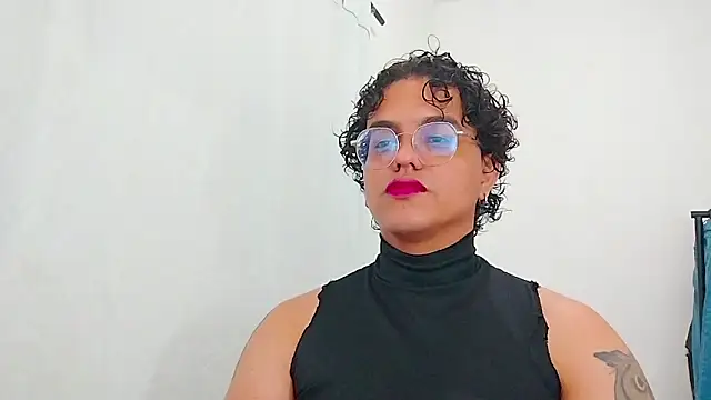 Snapshot of Diane_exotic chatting on April 26, 2026, 12:19 am Diane exotic online show from April 26, 2026, 12:19 am