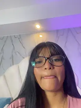 Snapshot of Hinaa_XXX chatting on April 25, 2026, 7:44 pm Hinaa XXX online show from April 25, 2026, 7:44 pm