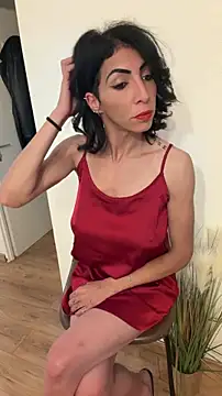 Yasmiinee online show from May 7, 2026, 8:03 pm