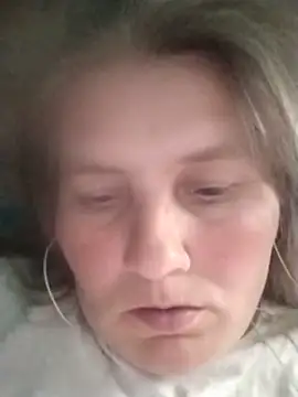 Snapshot of IrisMaris37 chatting on May 20, 2026, 7:47 am IrisMaris37 online show from May 20, 2026, 7:47 am