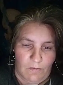Snapshot of IrisMaris37 chatting on May 28, 2026, 2:14 pm IrisMaris37 online show from May 28, 2026, 2:14 pm