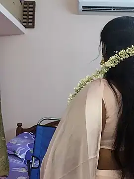 Snapshot of telugu_Geetha40 chatting on May 9, 2026, 8:41 am telugu Geetha40 online show from May 9, 2026, 8:41 am