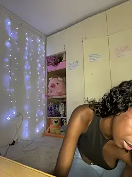 Snapshot of SpicySweetie chatting on May 26, 2026, 10:06 pm SpicySweetie online show from May 26, 2026, 10:06 pm