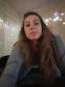 -NicoleSmith- online show from April 30, 2026, 1:50 pm