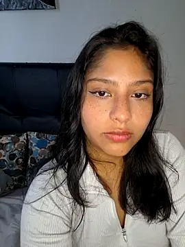 vaioletpoet online show from July 3, 2026, 5:41 pm