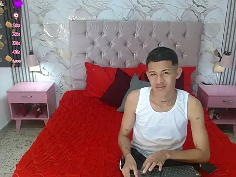 PhillipCox online show from May 15, 2026, 12:34 pm