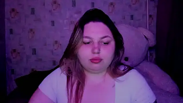 Snapshot of LillyHaigh chatting on May 19, 2026, 7:09 pm LillyHaigh online show from May 19, 2026, 7:09 pm