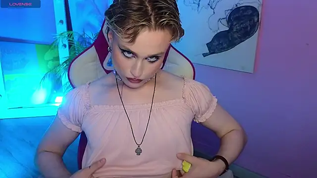 cumboydoll online show from July 6, 2026, 9:06 pm