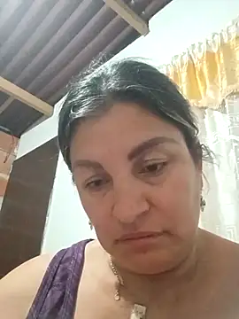 Carolina crus  online show from May 24, 2026, 3:00 am