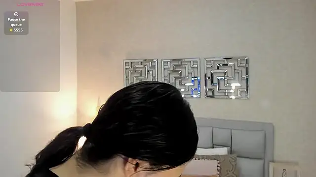 Snapshot of sofia__thompson chatting on May 16, 2026, 12:29 am sofia thompson online show from May 16, 2026, 12:29 am