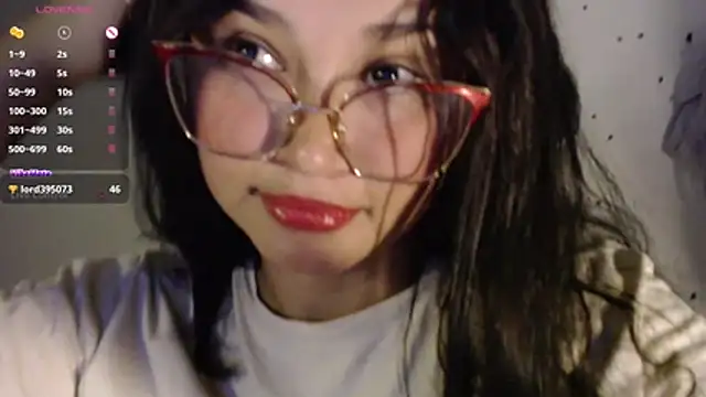 Snapshot of Lily____ chatting on May 3, 2026, 11:00 pm Lily online show from May 3, 2026, 11:00 pm